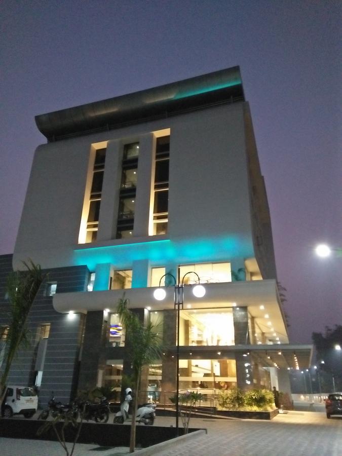 Hotel Saffron Crest Siliguri Exteriér fotografie